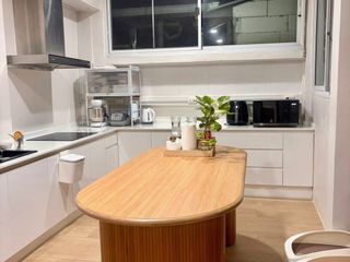 For rent 3 bedrooms townhouse in Huai Khwang, Bangkok