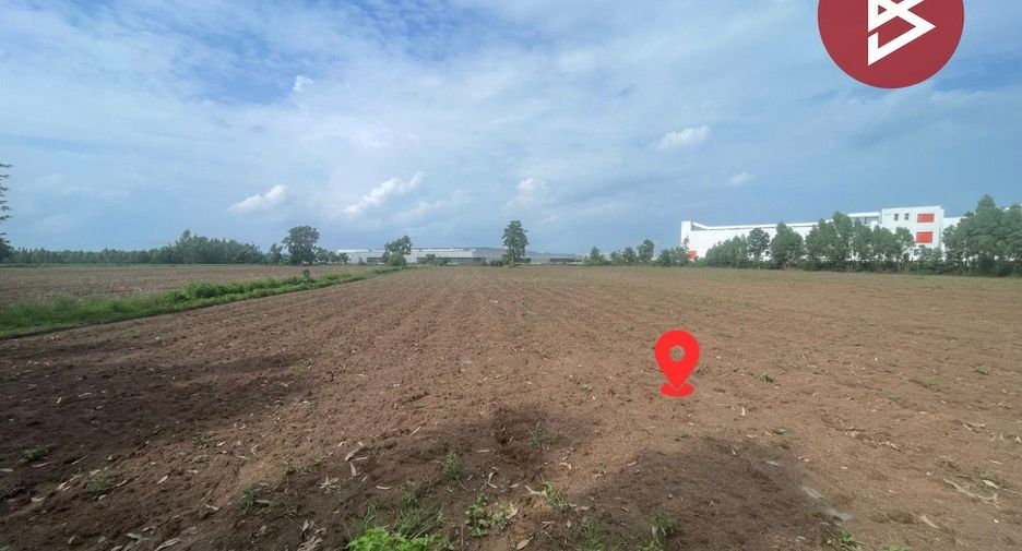 For sale land in Si Maha Phot, Prachin Buri
