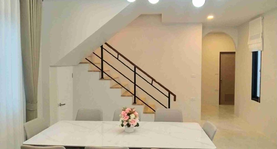 Villa en venta y en alquiler de 4 habitaciones en San Sai, Chiang Mai