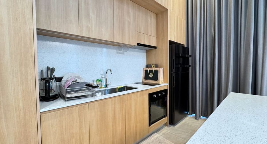 For rent and for sale 3 bedrooms villa in Bang Lamung, Chonburi