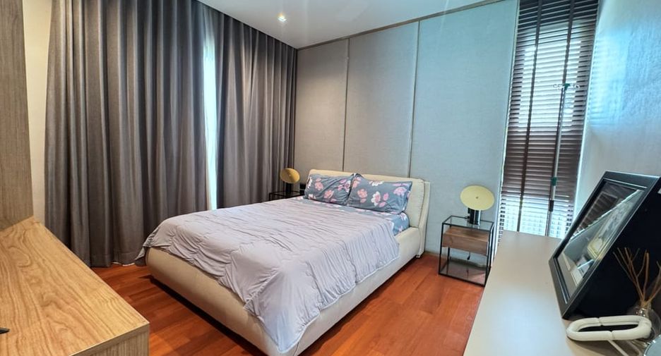 For rent and for sale 3 bedrooms villa in Bang Lamung, Chonburi