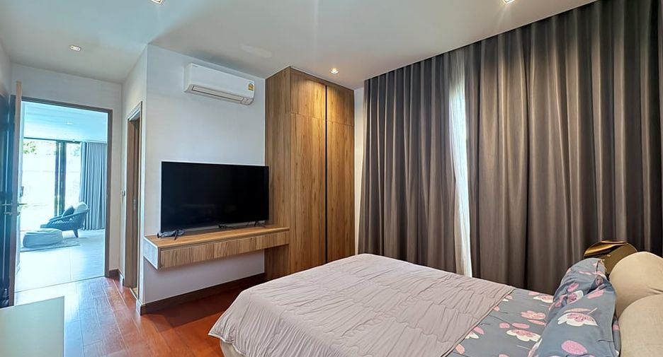 For rent and for sale 3 bedrooms villa in Bang Lamung, Chonburi