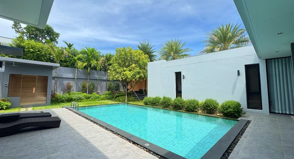For rent and for sale 3 bedrooms villa in Bang Lamung, Chonburi