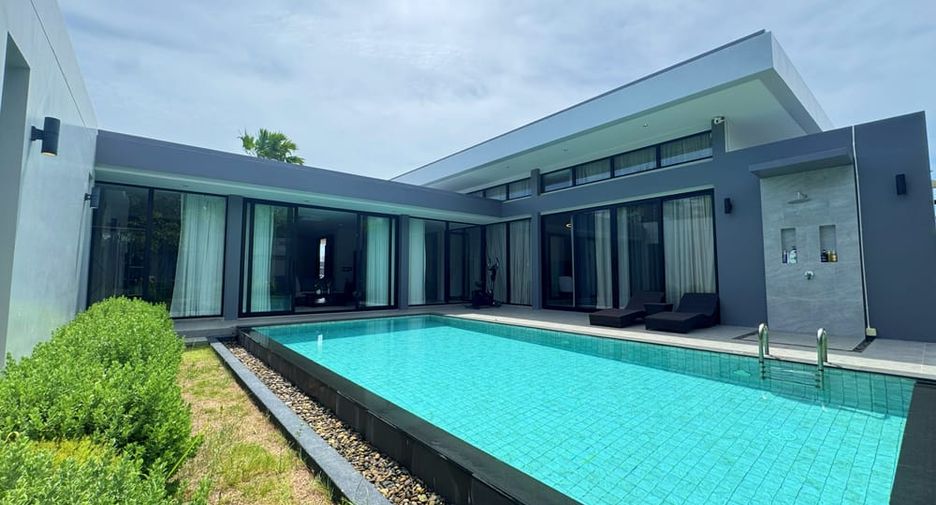 For rent and for sale 3 bedrooms villa in Bang Lamung, Chonburi