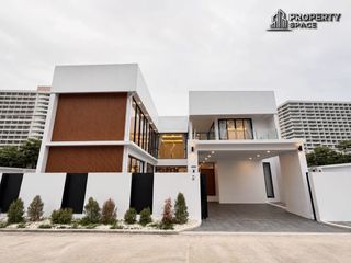 For sale 5 bedrooms villa in Bang Lamung, Chonburi