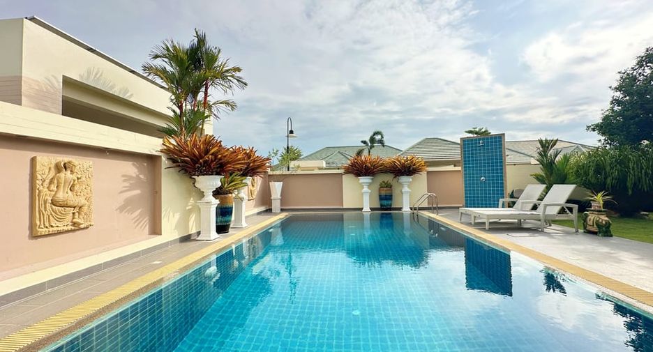 For rent 2 ベッドルーム villa in Bang Lamung, Chonburi