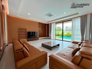 À louer 4 chambres villa à Bang Lamung, Chonburi