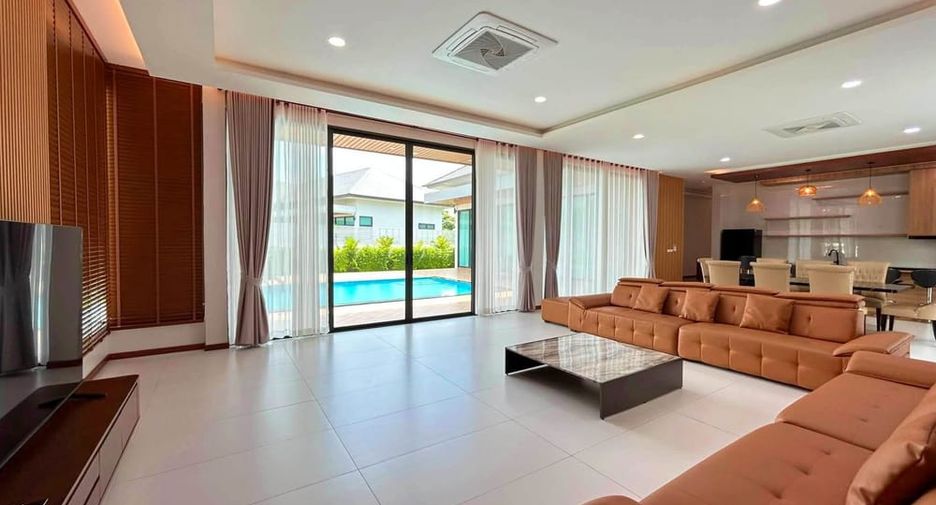À louer 4 chambres villa à Bang Lamung, Chonburi