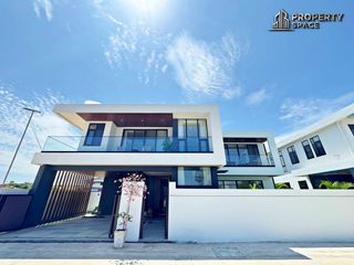 For sale 4 bedrooms villa in Bang Lamung, Chonburi