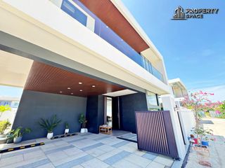 For sale 4 bedrooms villa in Bang Lamung, Chonburi