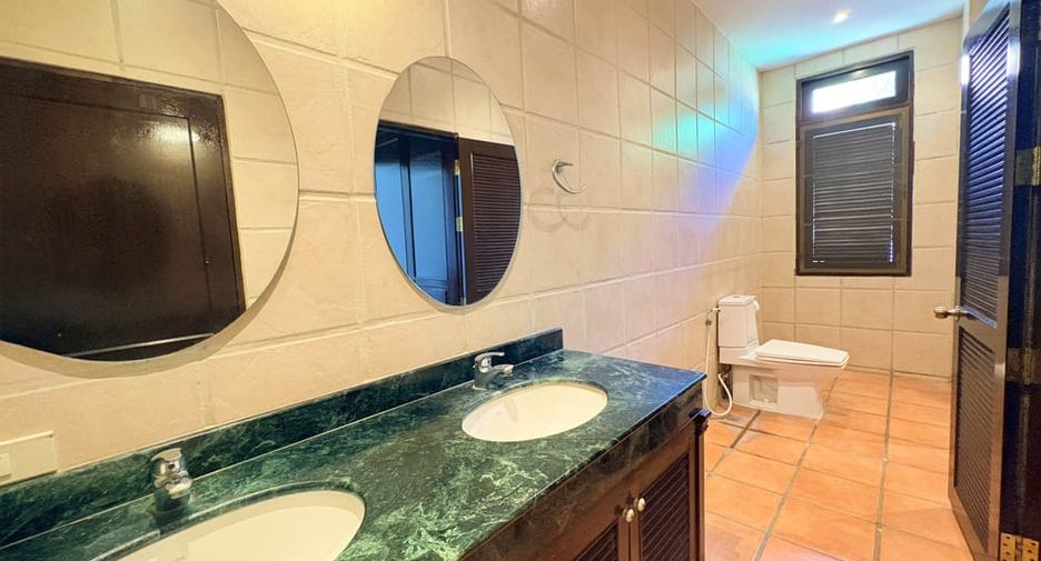 Villa en venta de 3 habitaciones en Bang Lamung, Chonburi