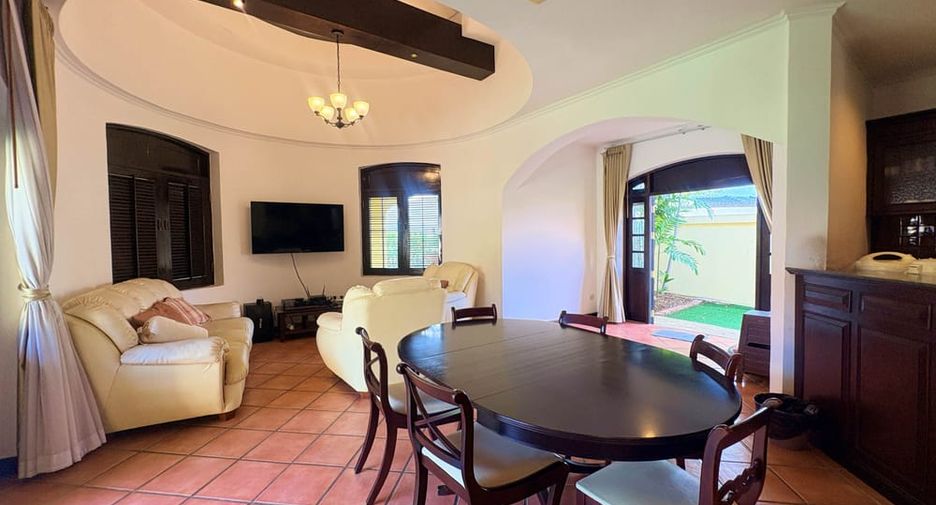 Villa en venta de 3 habitaciones en Bang Lamung, Chonburi