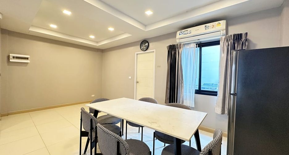 For rent 3 bedrooms house in Bang Lamung, Chonburi