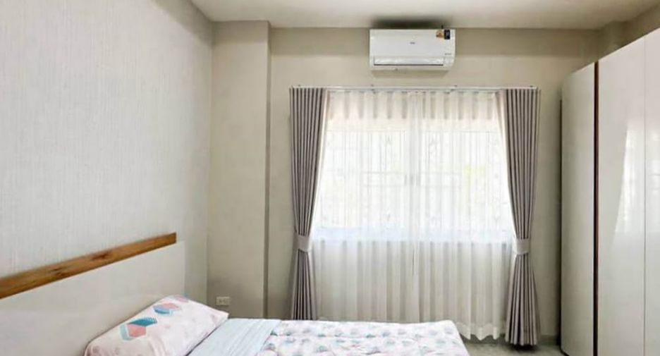 For rent 3 bedrooms house in Bang Lamung, Chonburi