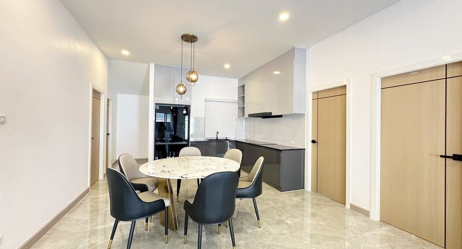 Villa zum Kauf mit 4 Zimmer in Jomtien, Pattaya