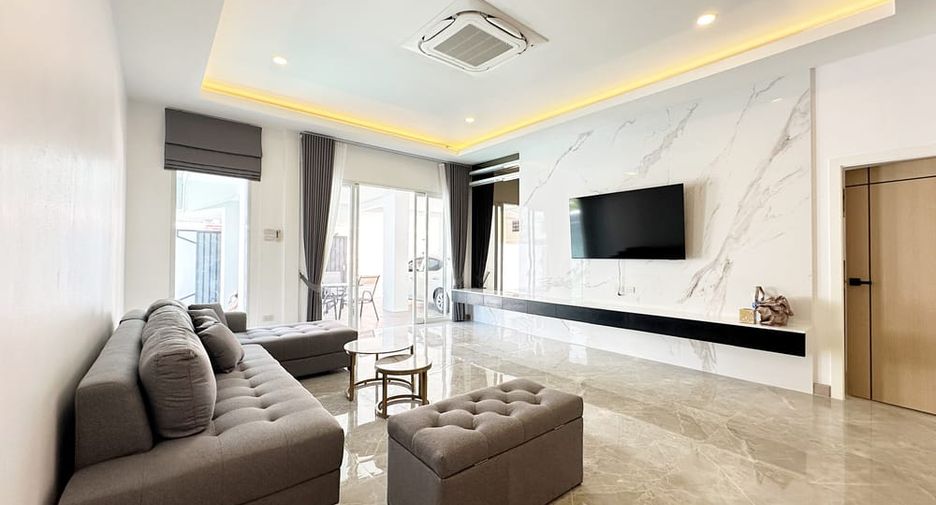 Villa zum Kauf mit 4 Zimmer in Jomtien, Pattaya