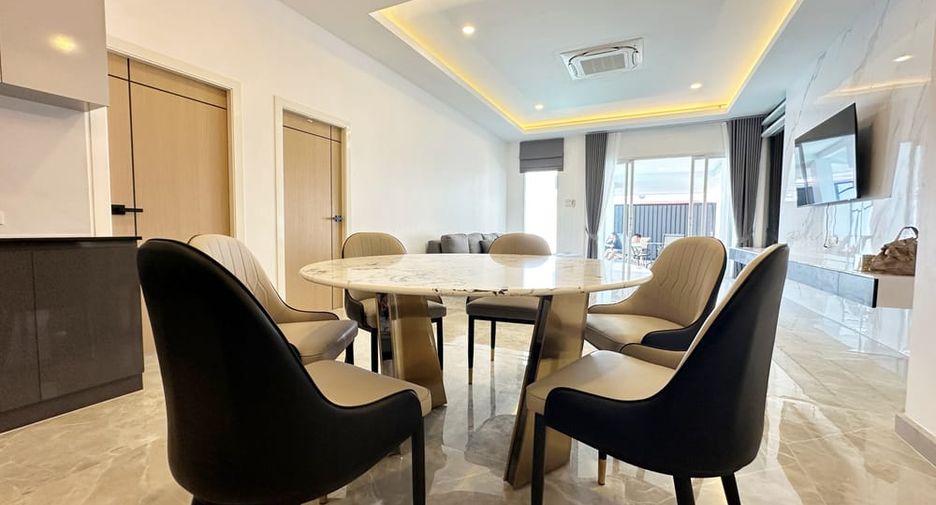 Villa zum Kauf mit 4 Zimmer in Jomtien, Pattaya