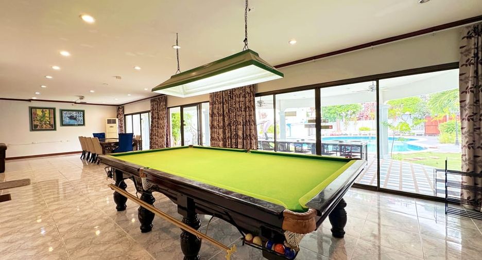 À louer 5 chambres villa à Bang Lamung, Chonburi