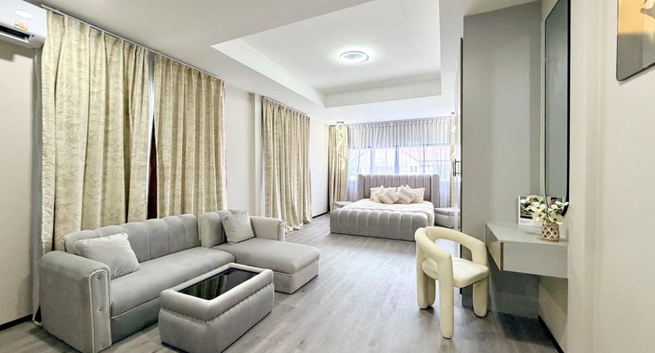 À vendre 5 chambres villa à Bang Lamung, Chonburi