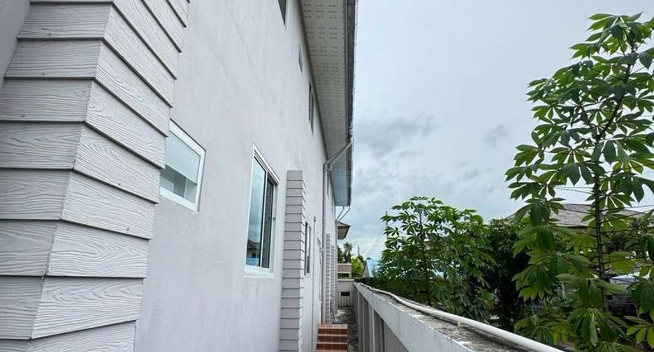 For sale 10 bedrooms apartment in Bang Lamung, Chonburi