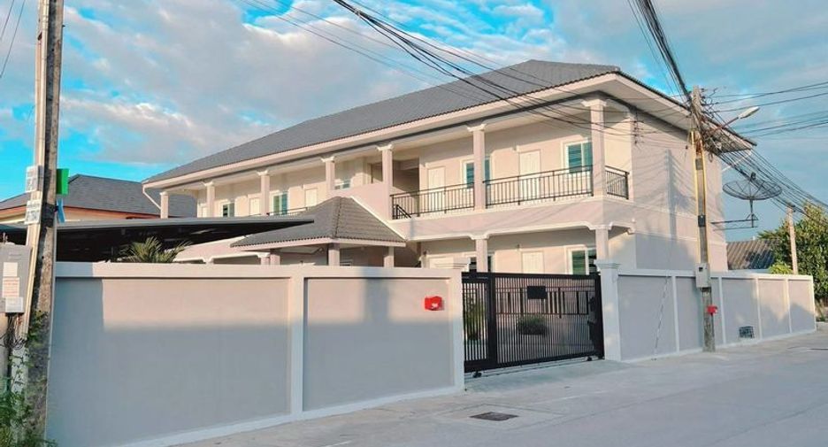 For sale 10 bedrooms apartment in Bang Lamung, Chonburi