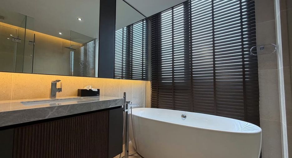 For rent 3 bedrooms condo in Na Jomtien, Pattaya