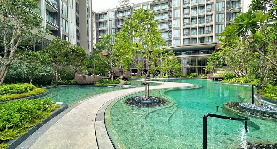 For rent 3 bedrooms condo in Na Jomtien, Pattaya