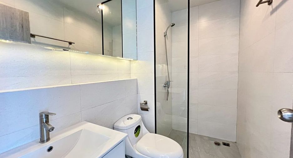 For rent 2 bedrooms condo in Jomtien, Pattaya