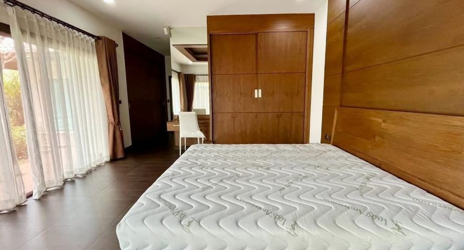À louer 5 chambres villa à Bang Lamung, Chonburi