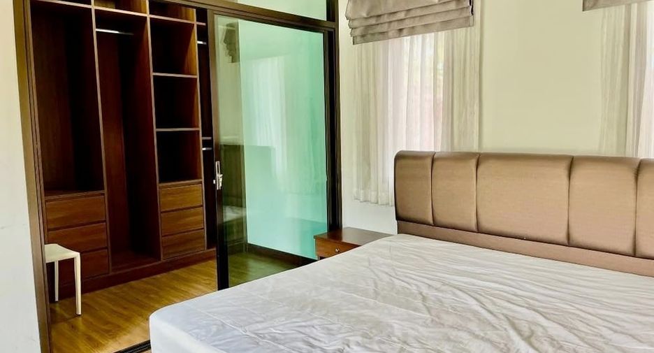 À louer 5 chambres villa à Bang Lamung, Chonburi