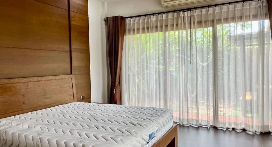 À louer 5 chambres villa à Bang Lamung, Chonburi