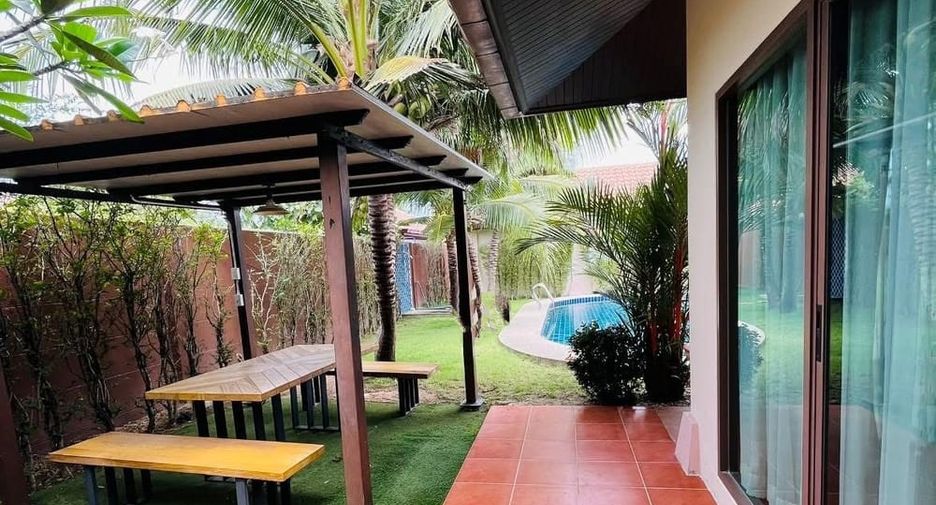 À louer 5 chambres villa à Bang Lamung, Chonburi