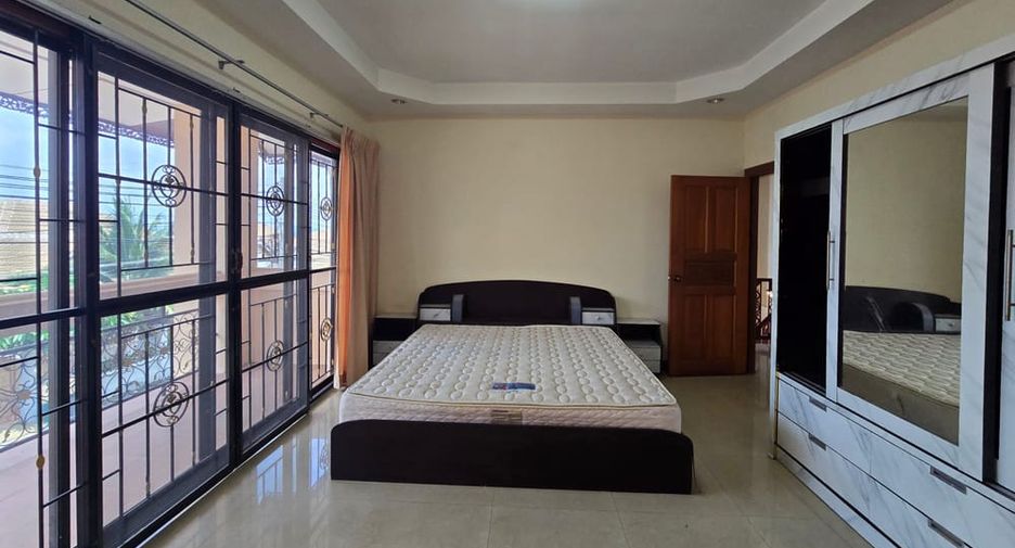 For sale 3 bedrooms villa in Bang Lamung, Chonburi