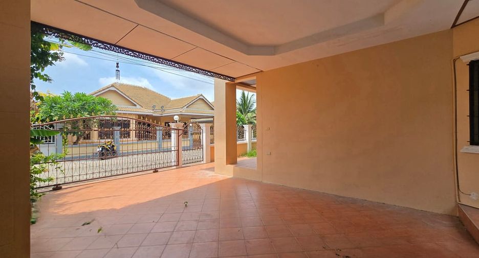 For sale 3 bedrooms villa in Bang Lamung, Chonburi