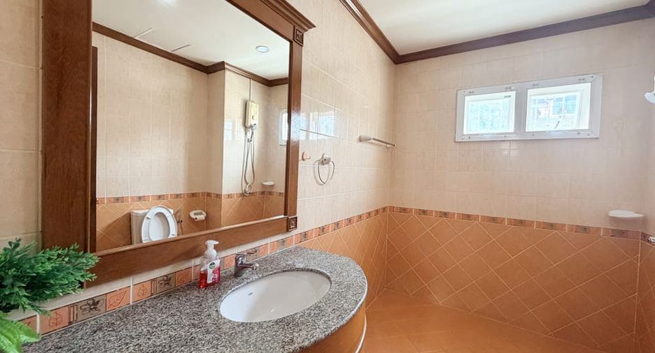 Аренда и продажа 3 спальни вилла в Банг Ламунг, Чонбури