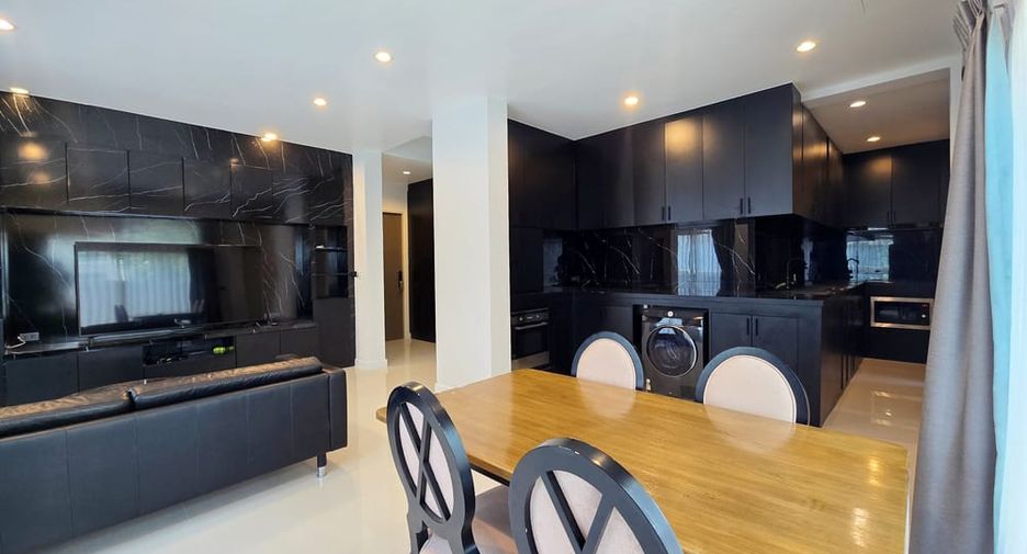 For sale 4 bedrooms house in Bang Lamung, Chonburi