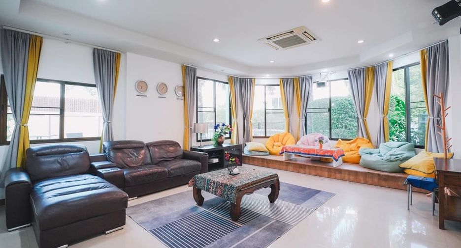 Villa en alquiler de 6 habitaciones en Jomtien, Pattaya