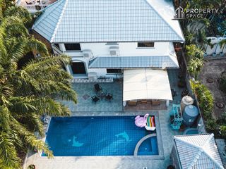 Villa en alquiler de 6 habitaciones en Bang Lamung, Chonburi