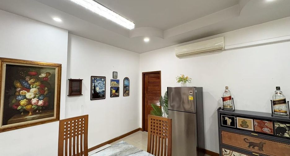 Villa en alquiler de 6 habitaciones en Jomtien, Pattaya