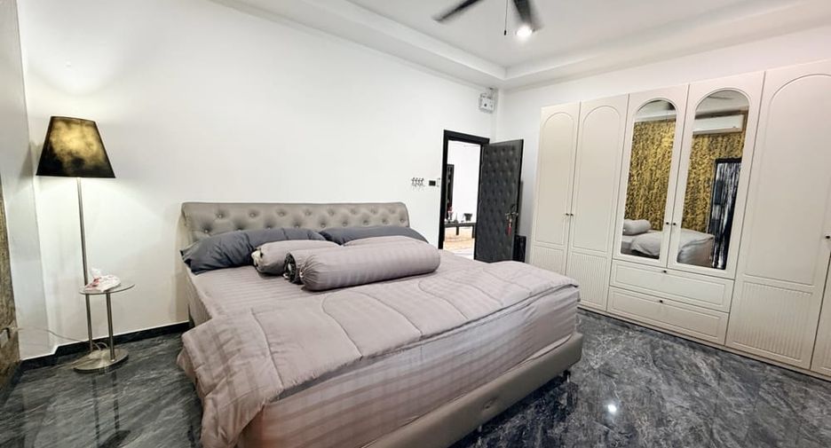 Villa zum Kauf mit 3 Zimmer in Bang Lamung, Chonburi