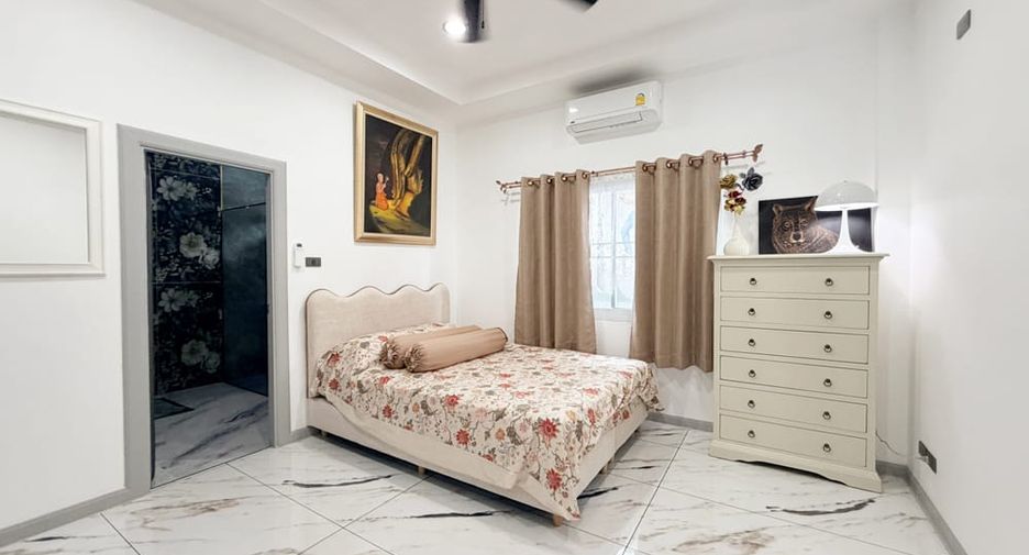 Villa zum Kauf mit 3 Zimmer in Bang Lamung, Chonburi
