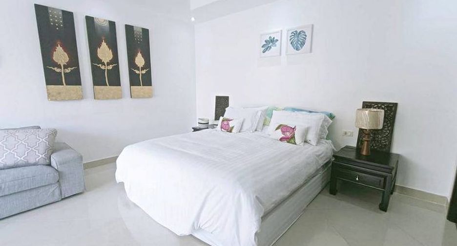 À louer 3 chambres villa à Bang Lamung, Chonburi
