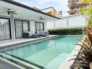 For rent and for sale 4 bedrooms villa in Bang Lamung, Chonburi