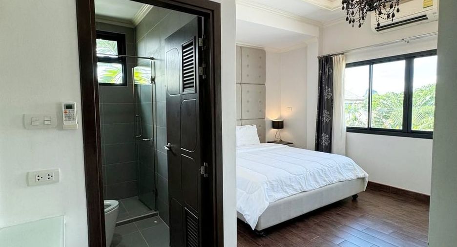 For rent and for sale 3 bedrooms villa in Huay Yai, Pattaya