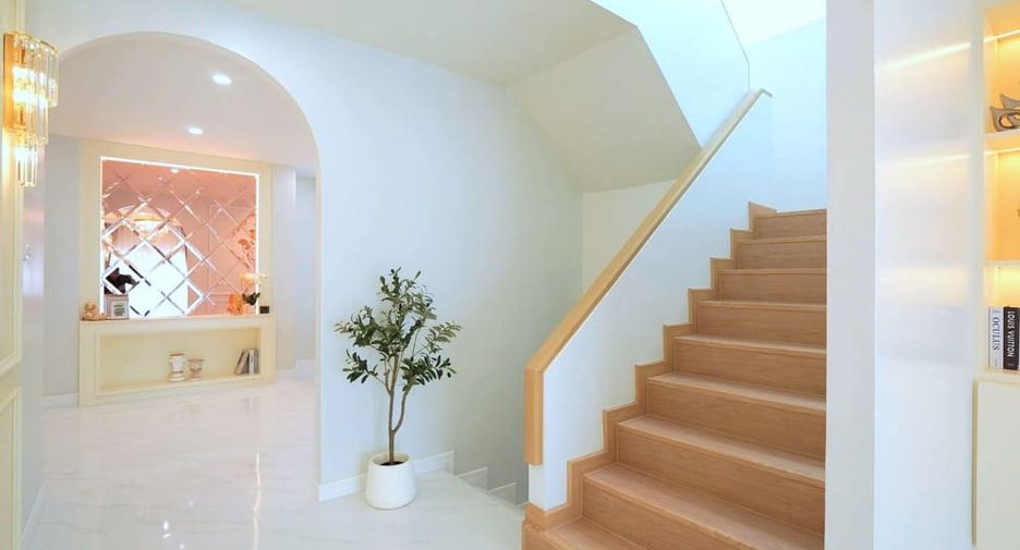 Casa en venta de 3 habitaciones en Jomtien, Pattaya