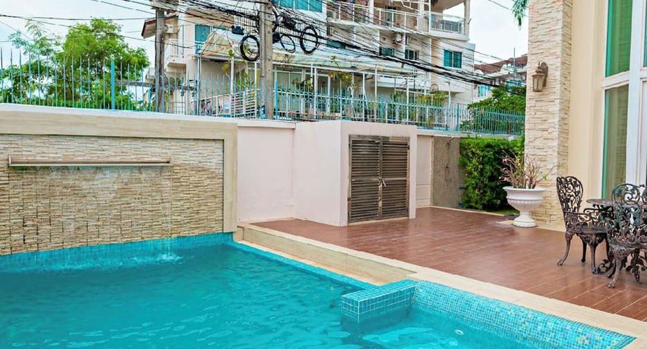 Villa en alquiler de 4 habitaciones en Jomtien, Pattaya