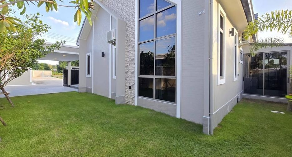 À vendre 4 chambres villa à Bang Lamung, Chonburi