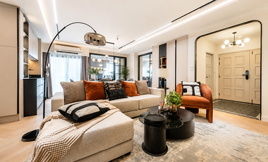 For sale 4 bedrooms condo in Watthana, Bangkok