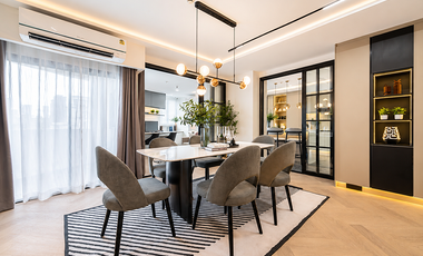 For sale 4 bedrooms condo in Watthana, Bangkok