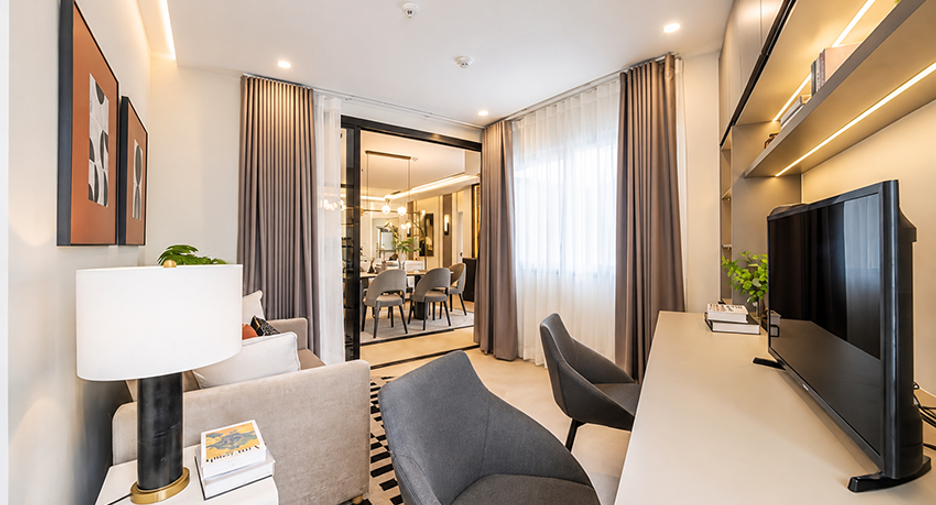 For sale 4 bedrooms condo in Watthana, Bangkok